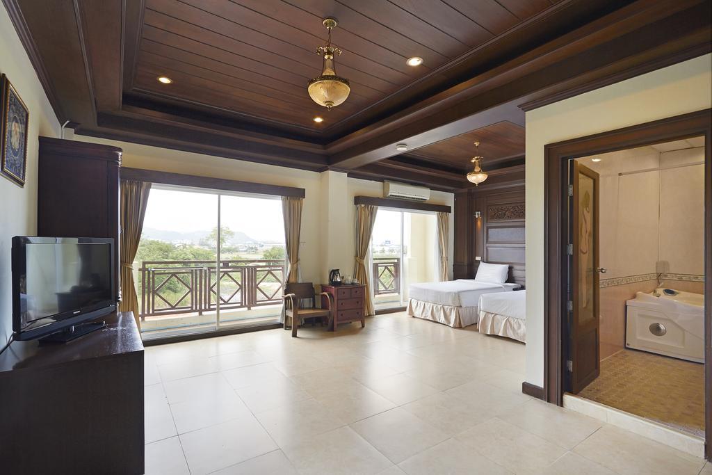 D Varee Xpress Hillside Hua Hin Cha-Am Exterior photo